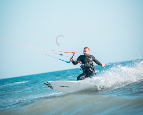 kitesurfen, montenegro, kiteschule, kiteriders, kitesurfing, kiteboarding